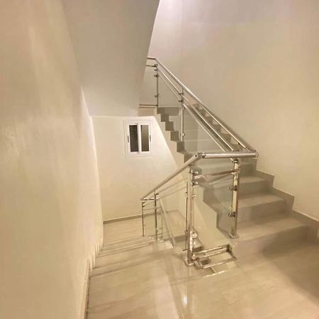 Appartement Haut Standing Idealement Situe A Дакар Екстериор снимка