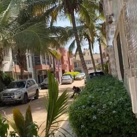 Appartement Haut Standing Idealement Situe A Дакар Екстериор снимка