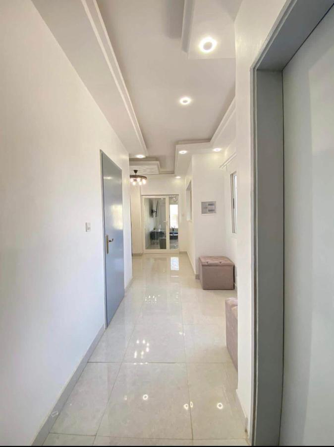 Appartement Haut Standing Idealement Situe A Дакар Екстериор снимка