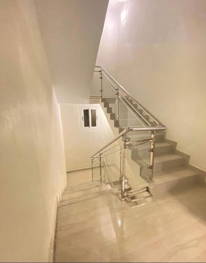 Appartement Haut Standing Idealement Situe A Дакар Екстериор снимка
